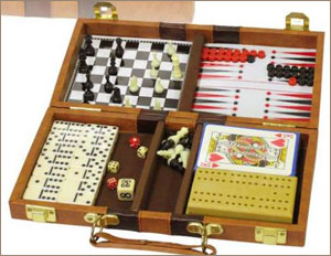 Набор из 6 игр: шахматы, нарды, домино, карты, крибидж, кости