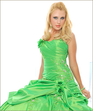 Зелёное свадебное платье