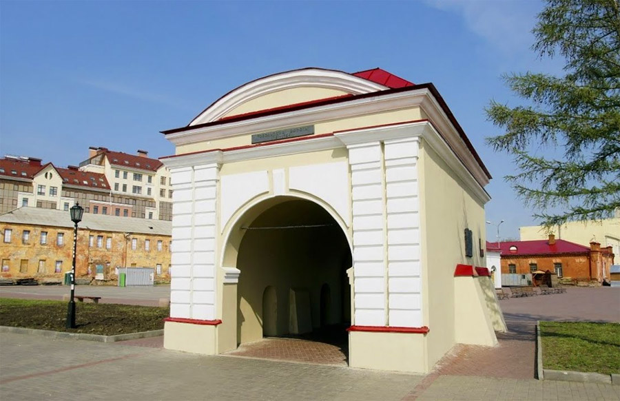 Тобольские ворота